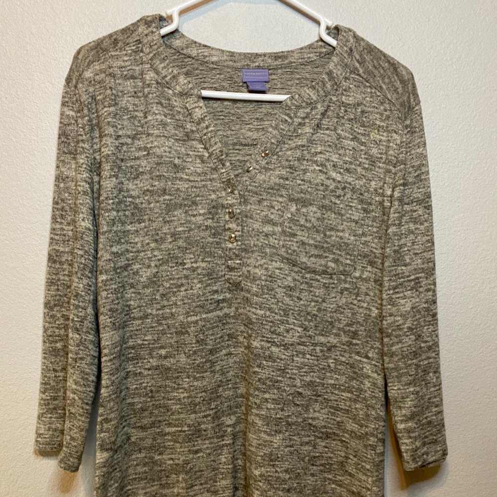 Laura Scott Gray Mid Length shirt